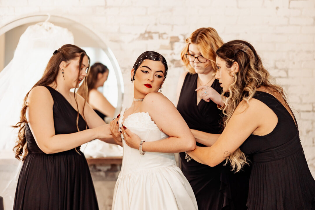 Backyard Halloween Wedding by Koontz Photography on Offbeat Wed 11