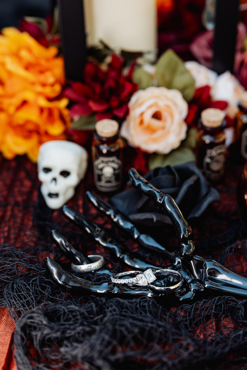 Backyard Halloween Wedding by Koontz Photography on Offbeat Wed 2