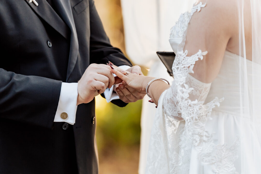 Backyard Halloween Wedding by Koontz Photography on Offbeat Wed 20