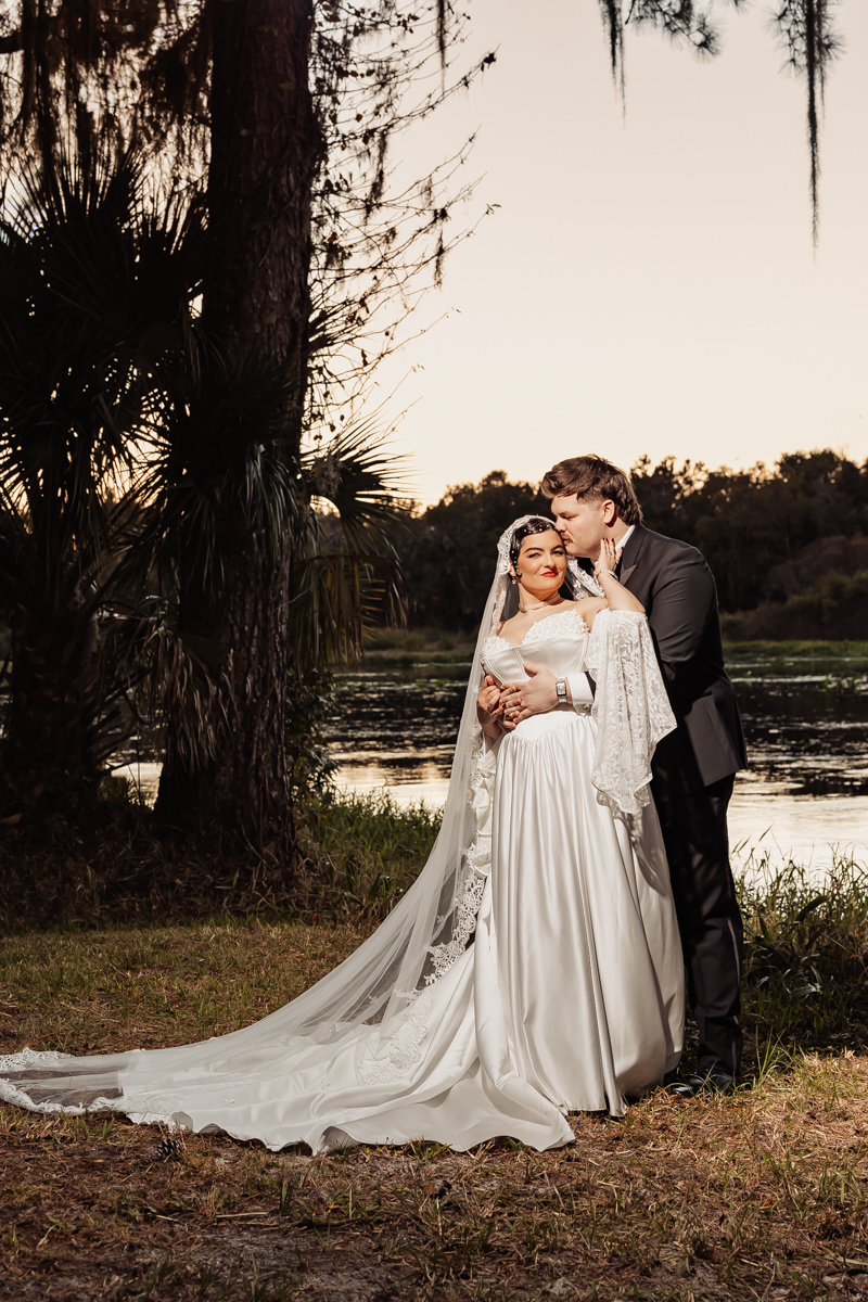 Backyard Halloween Wedding by Koontz Photography on Offbeat Wed 26