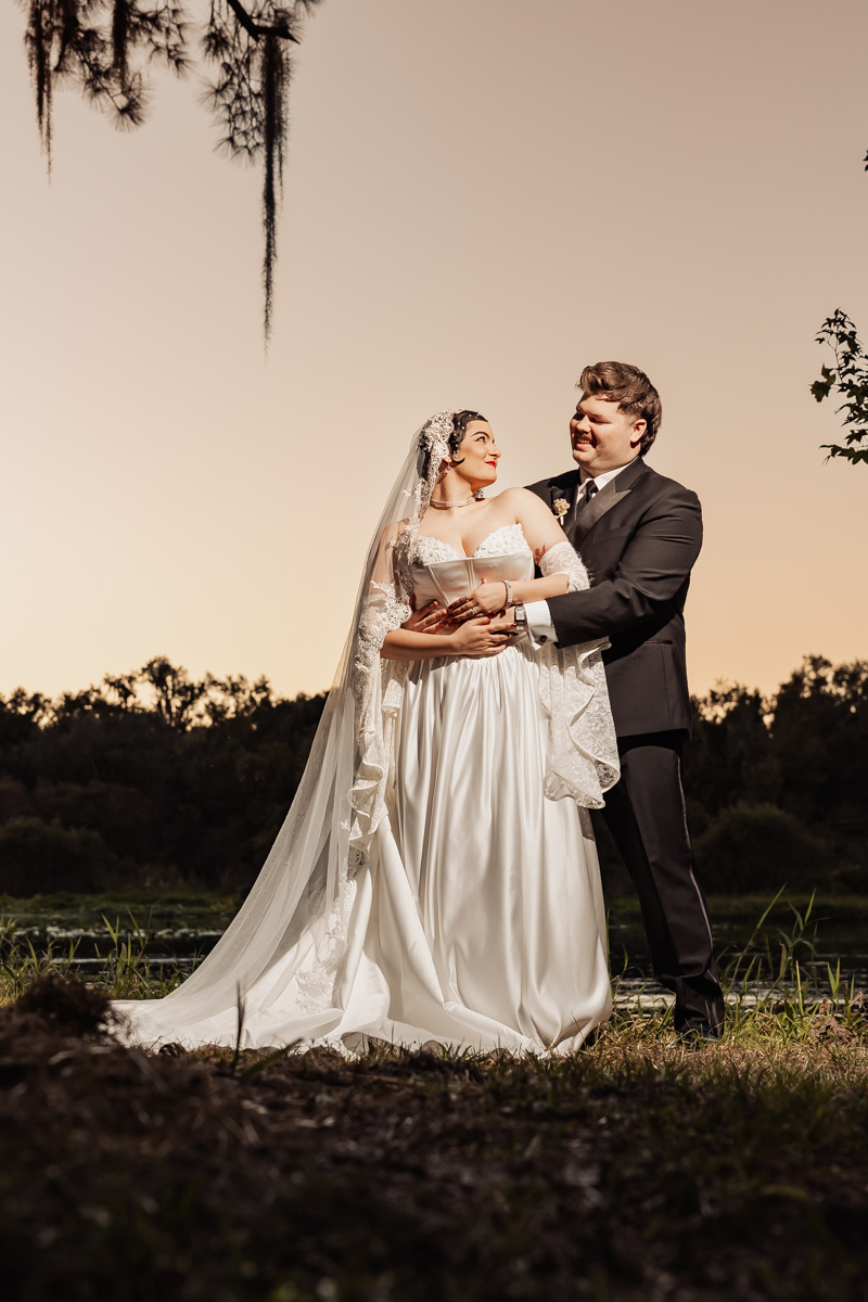 Backyard Halloween Wedding by Koontz Photography on Offbeat Wed 28