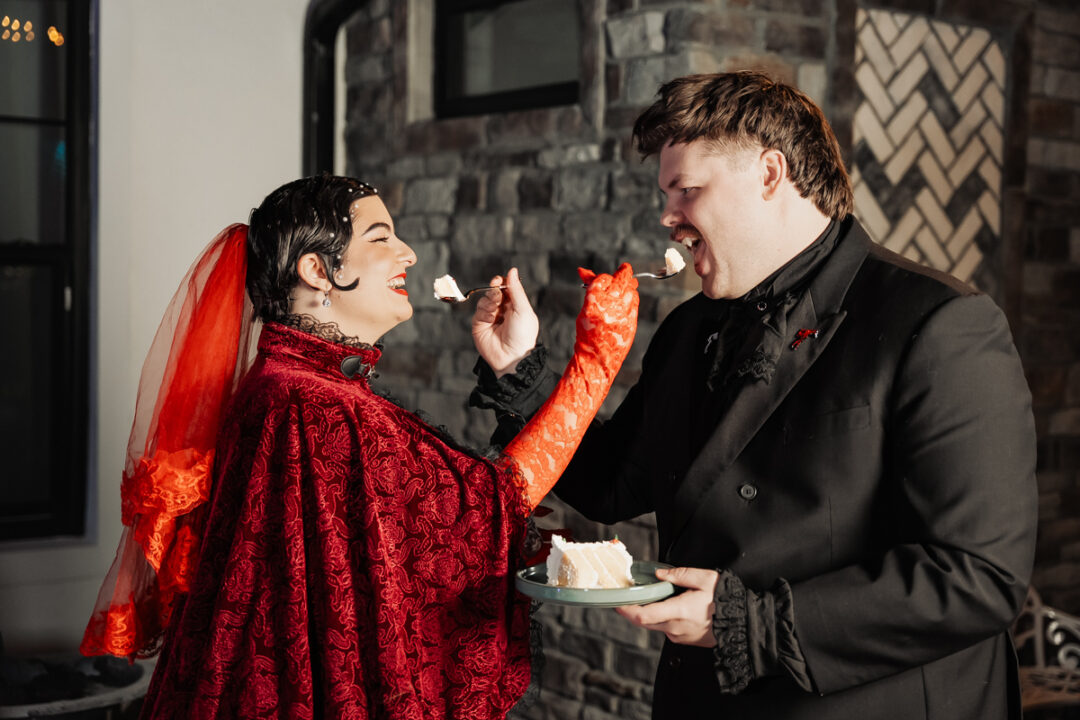Backyard Halloween Wedding by Koontz Photography on Offbeat Wed 47