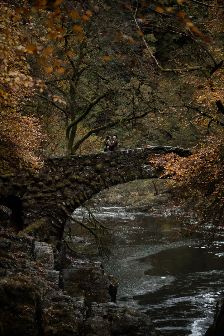 Gothic scottish elopement Kendal Lake Raini Rowell Photography Offbeat Wed 48