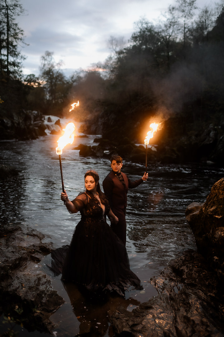 Gothic scottish elopement Kendal Lake Raini Rowell Photography Offbeat Wed 55