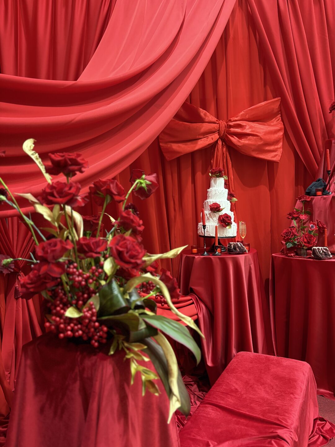 wedding expo booth ideas on offbeat wed photo by Universe Imagery 2