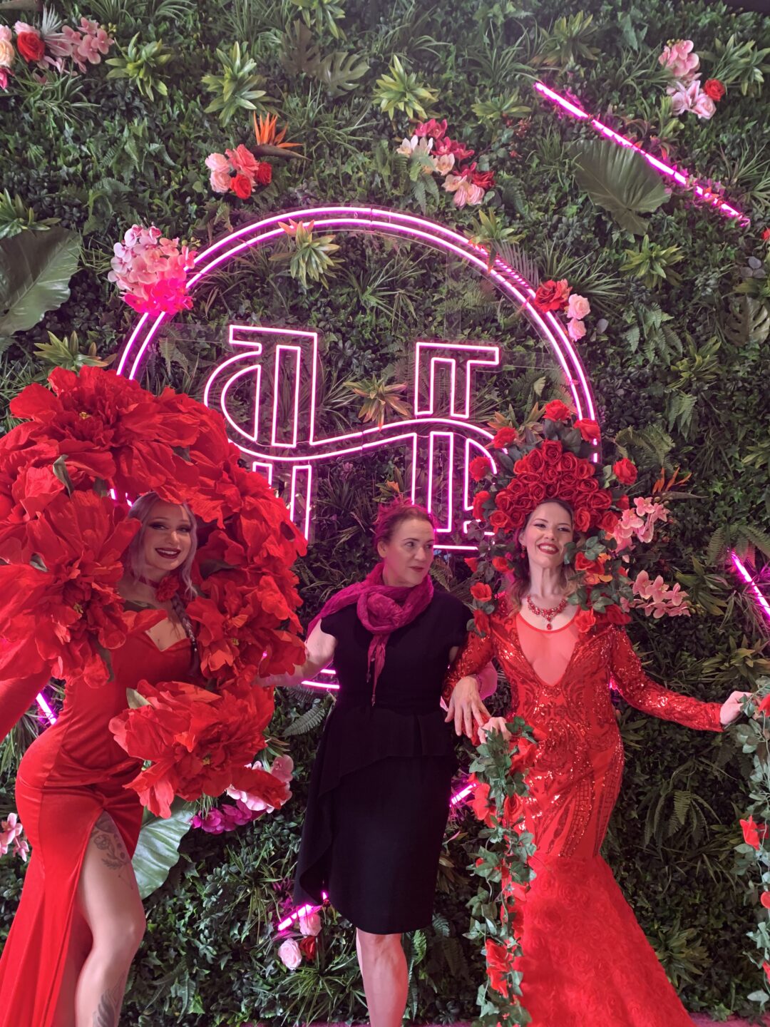 Living Rosebushes - Grand Opening - Handy Entertainment