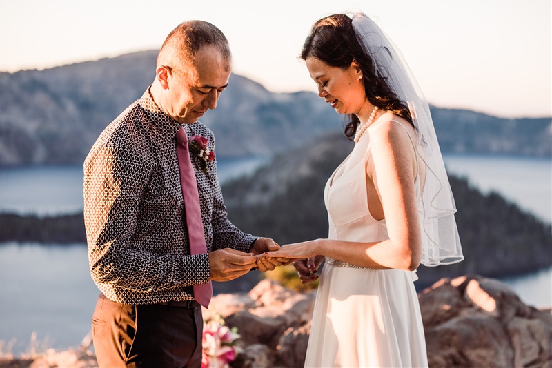 Cindy Jay Crater Lake Elopement 157