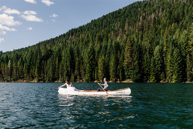 Cindy Jay Crater Lake Elopement 37