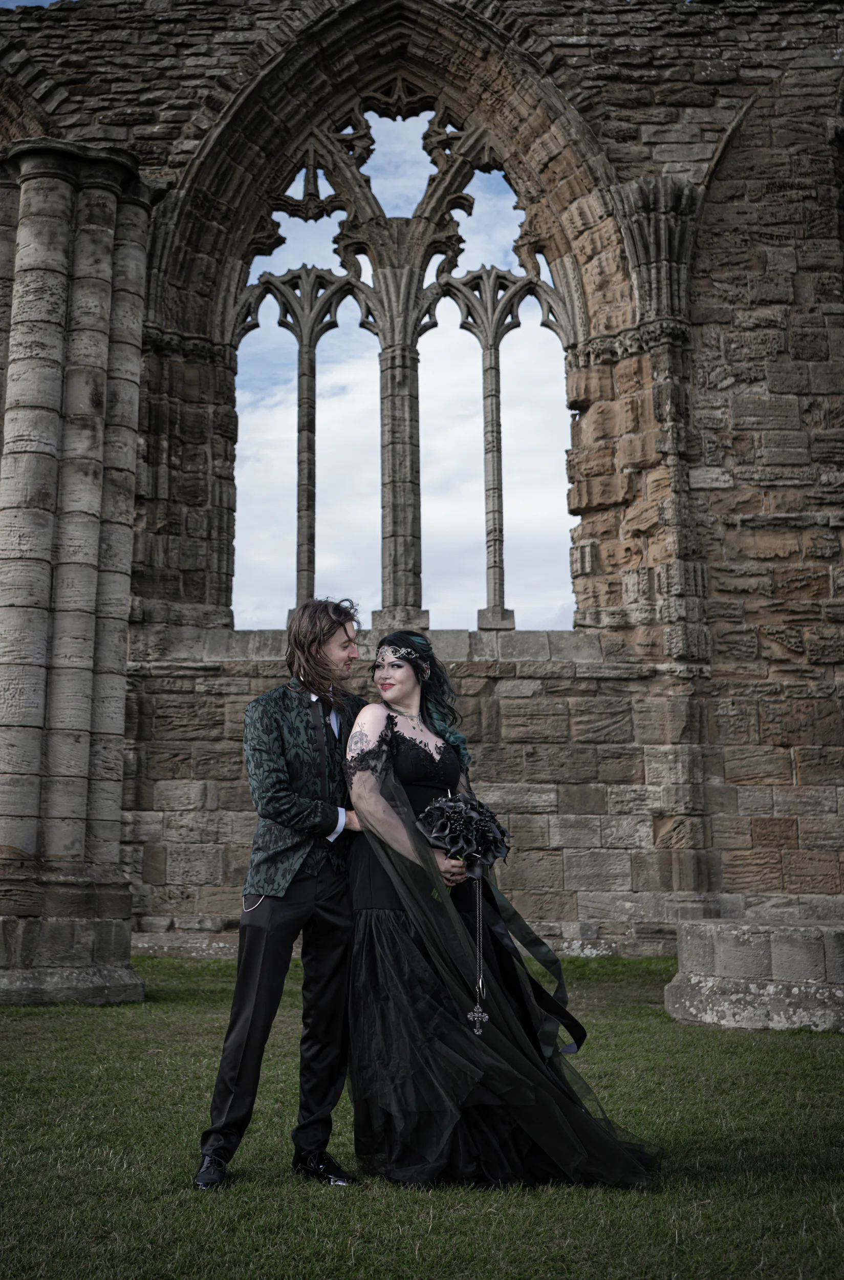 alternative couples, alternative wedding, dark wedding, quirky wedding, black wedding dress, viking wedding, hand fastening, unique wedding, creative wedding photography, alternative wedding photogaphy, smoke wedding photography,gay wedding photography, LGBTQ wedding photography, queer wedding photography, bride and bride, groom and groom, transgender weddings, trans wedding, fantasy wedding, whimsical wedding photography, romantic wedding photography, star wars wedding, lord of the rings wedding, disney wedding, gamer wedding