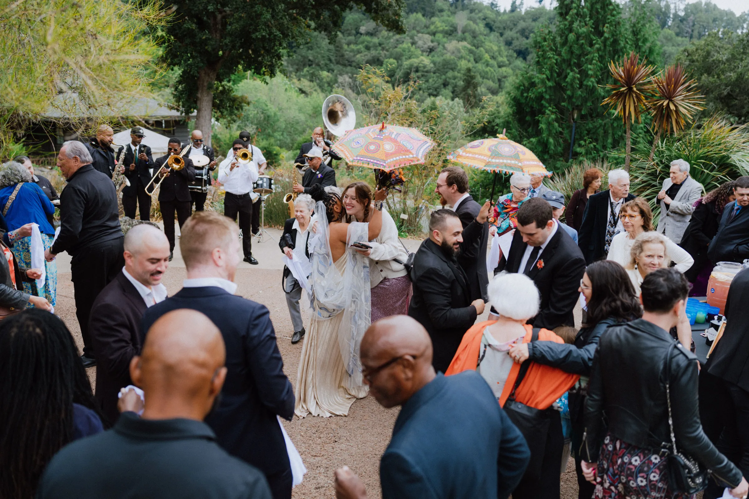 New Orleans meets Bay Area wedding on Offbeat Wed 22