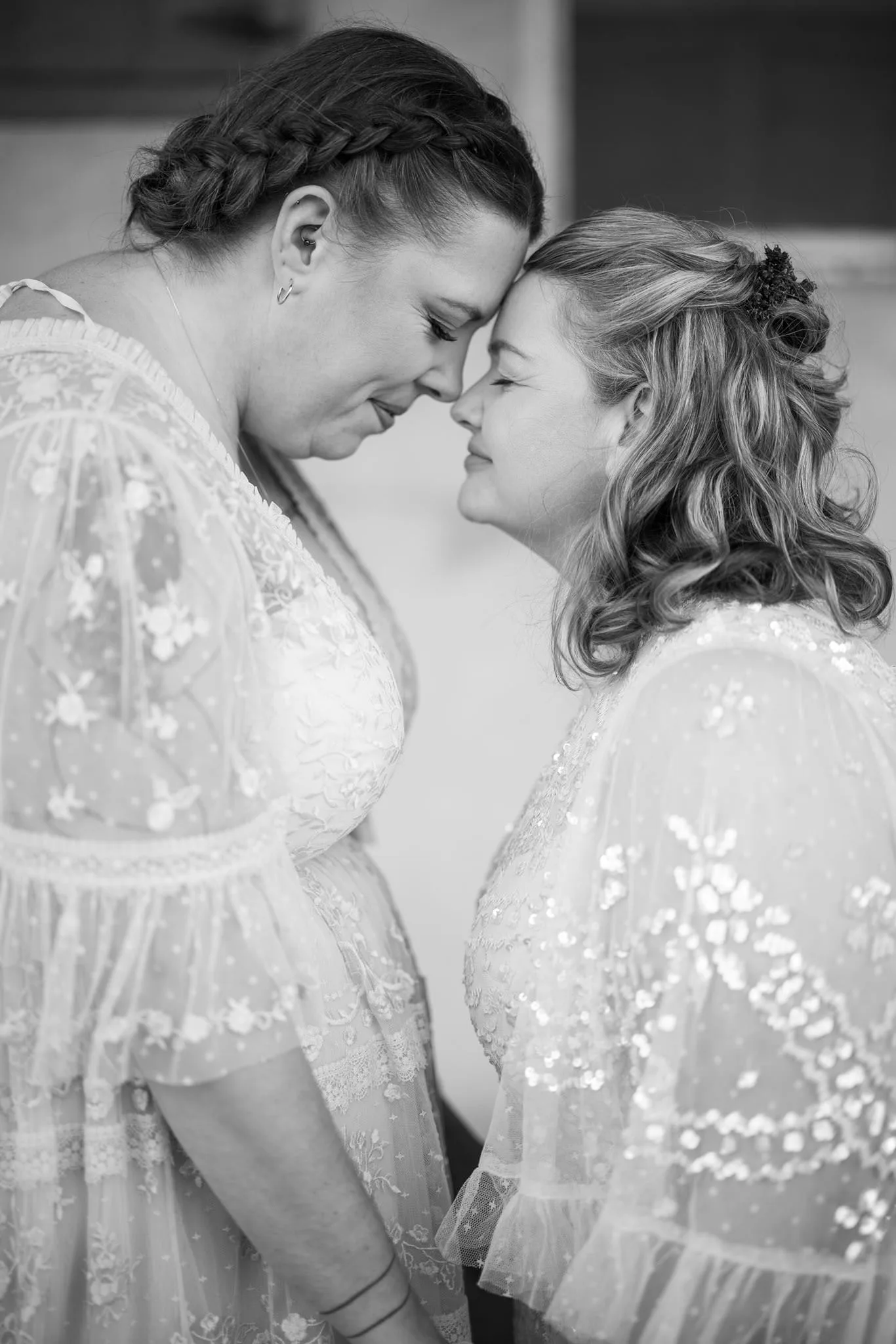 Tove Lundquist is a documentary wedding photographer in the south of Sweden. She work with weddings in Sweden, Denmark and north of Germany.